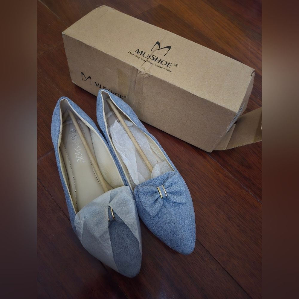 Musshoe Women's Blue Ballet Flats with Bow Size 10